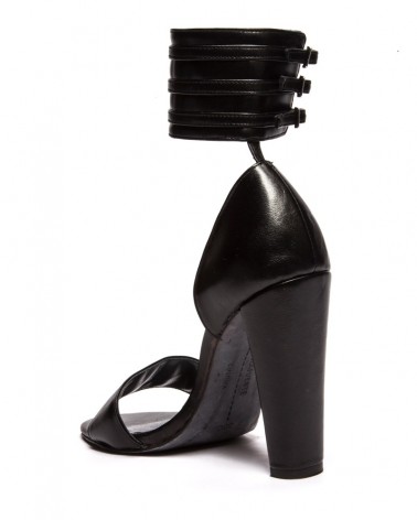 Sandalia "Dancing Queen" tacon ancho