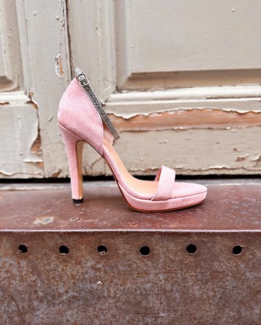 "Stefanie" suede platform sandal