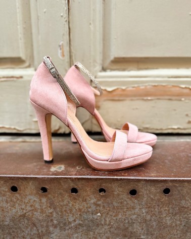 "Stefanie" suede platform sandal