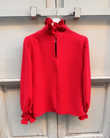 Collar ruff strawberry blouse