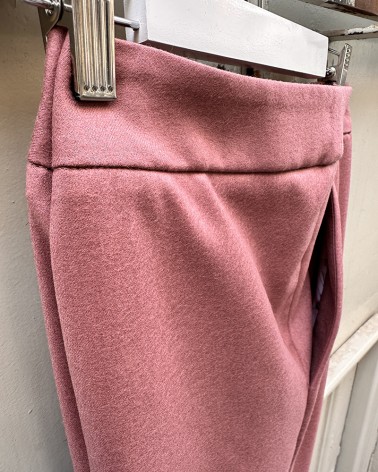 Pantalón recto raya marcada Rose