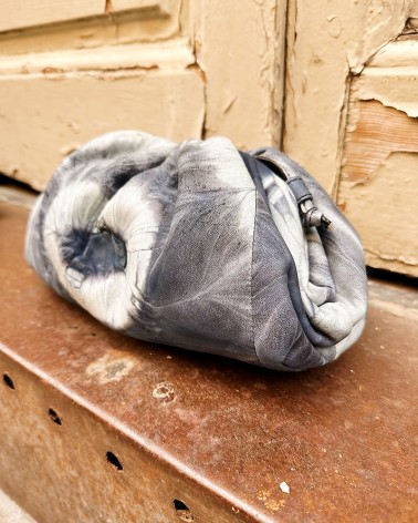 Bolsito Cruasán Tie Dye piel