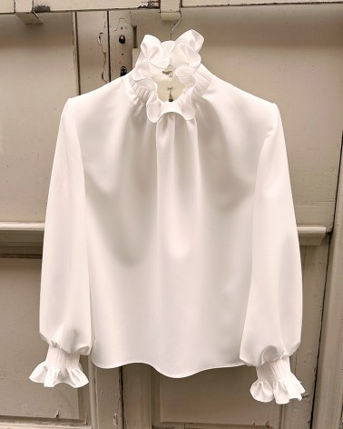Collar ruff white blouse