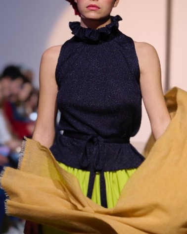 Collar ruff silk knit ribbed